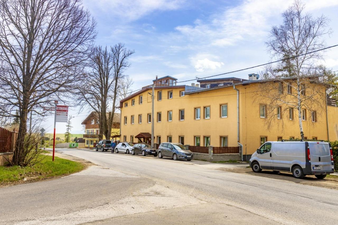 Apartmán Theo Veľký Slavkov Esterno foto